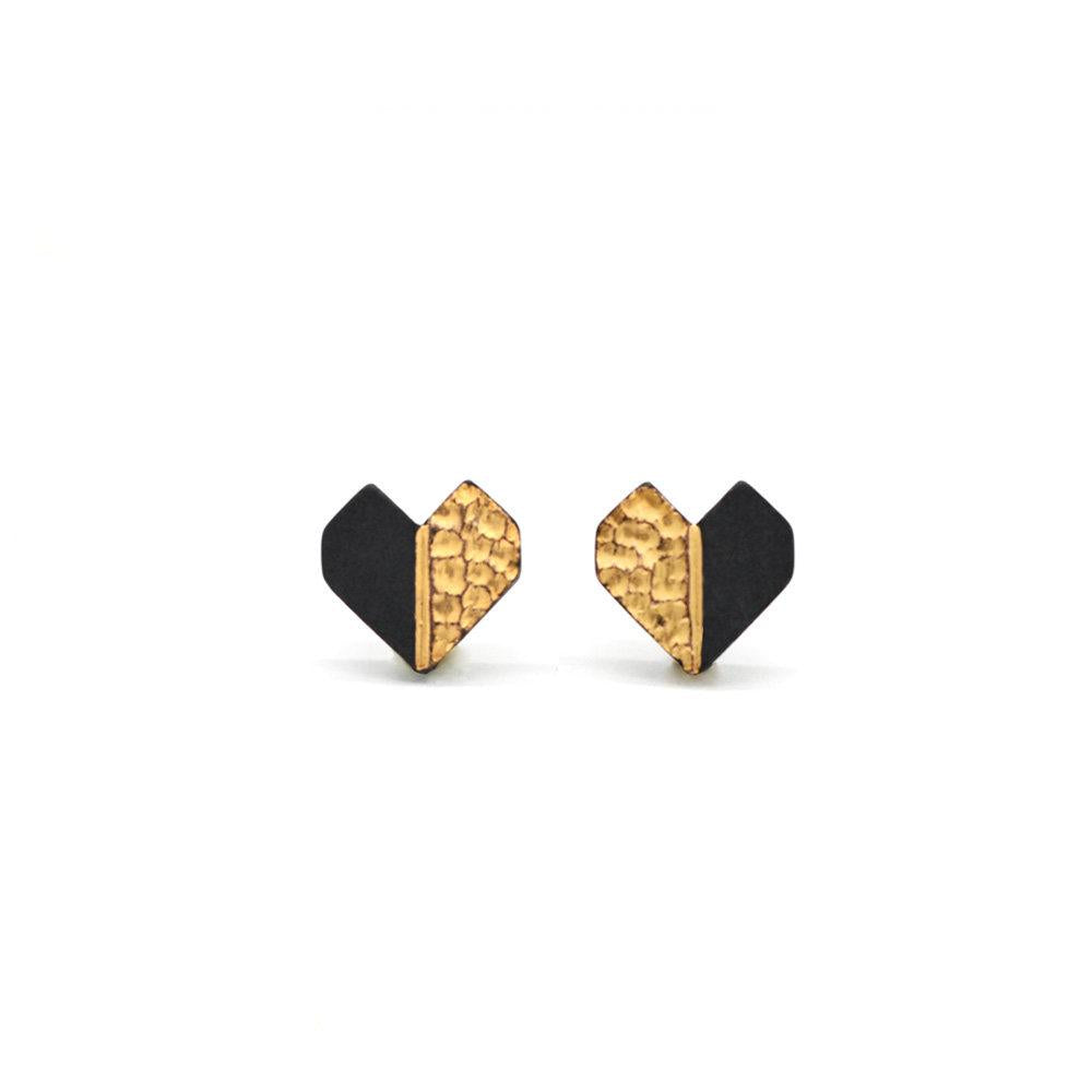 Xinxu Ceramic Heart Earrings | Heart Stud Earrings ER14