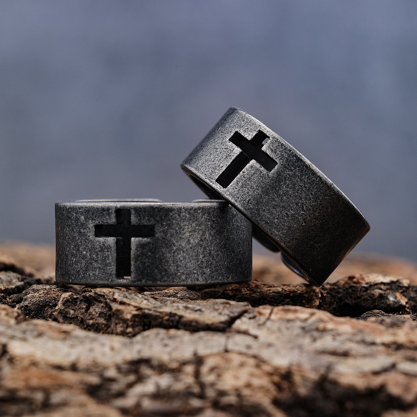 Hot selling European and American classic motorcycle style retro hollow Bible men's ring stainless steel retro ring