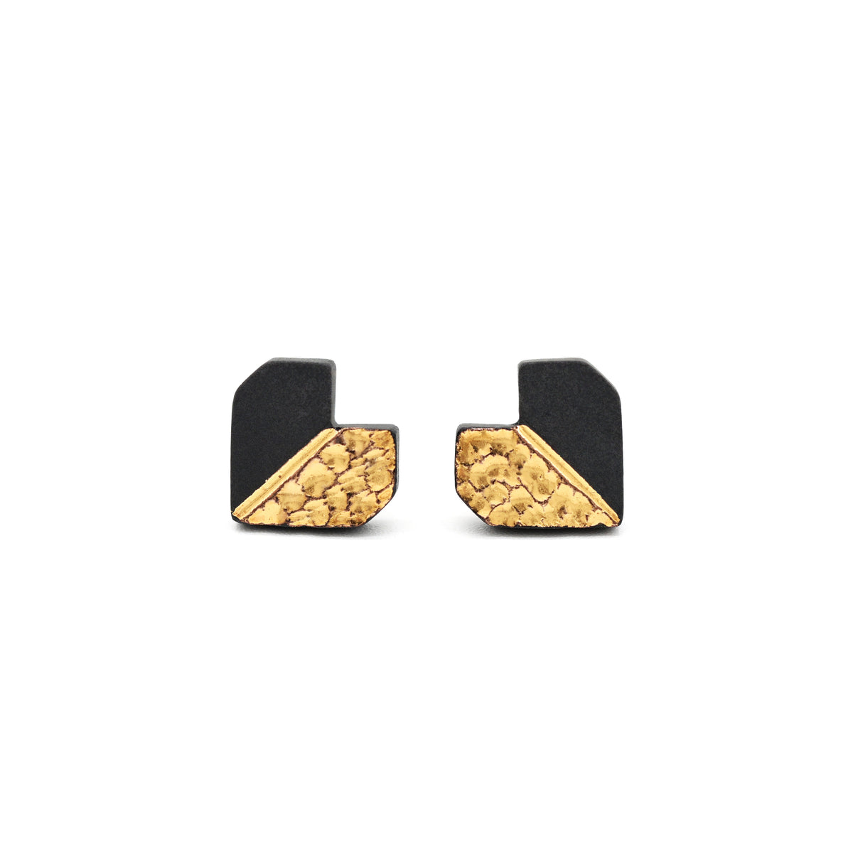 Xinxu Ceramic Heart Earrings | Heart Stud Earrings ER14