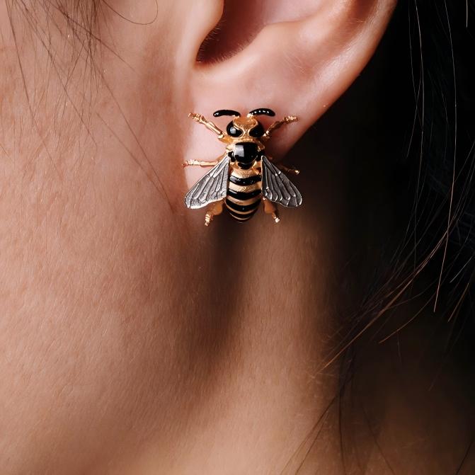 Wondrous Bee Stud Earrings | 925 Silver Enamel Artisan Earrings E01