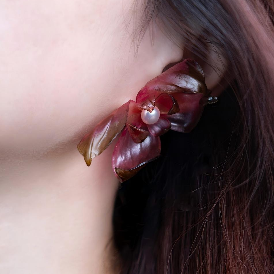 Dancer | Sculptural Leather Flower Earrings E01