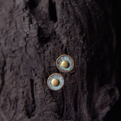 Patinated Bronze Disc Stud Earrings | ER02