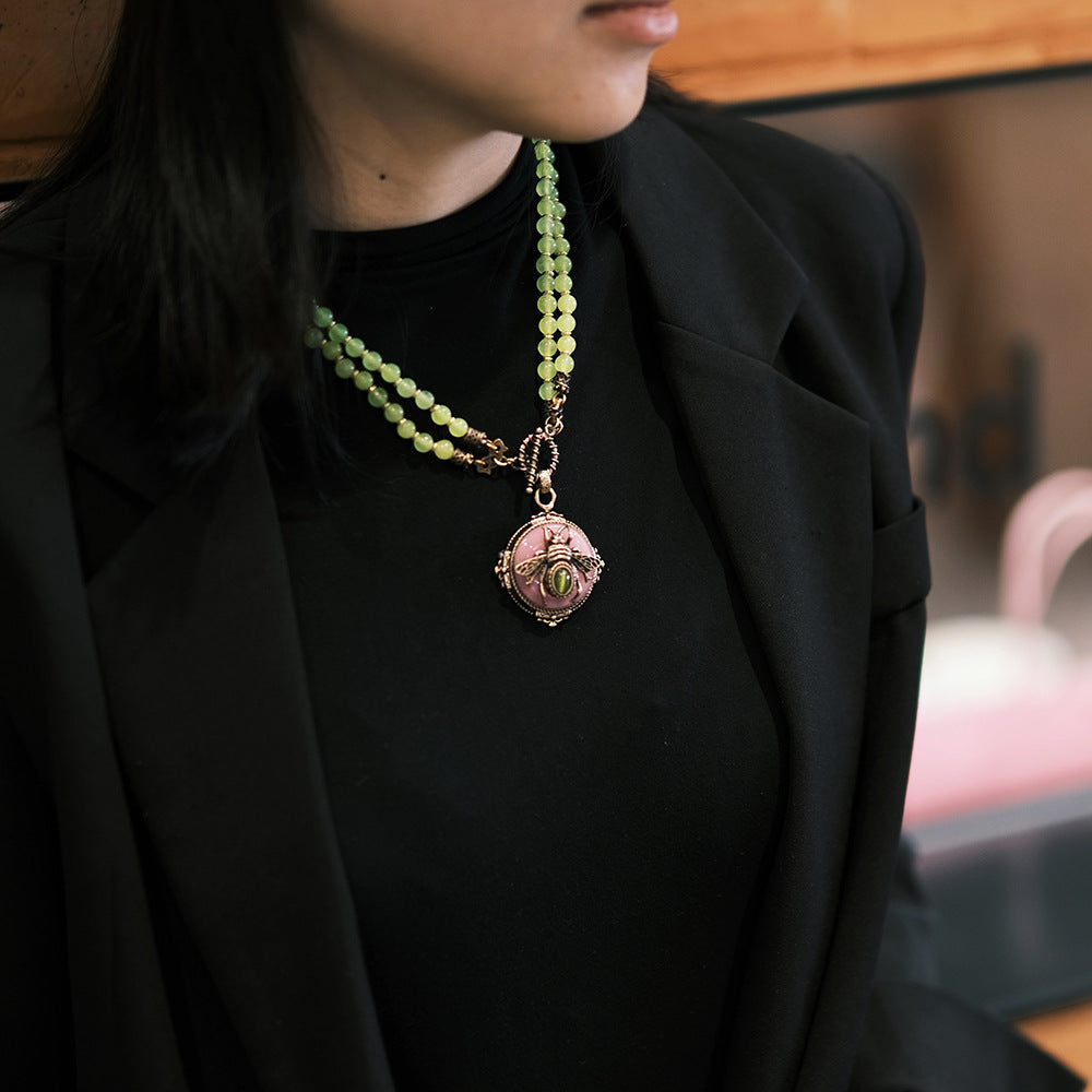 Vintage-Inspired Agate Bee Pendant Necklace | Beaded Necklace NK14 - HOUSE OF SHEN