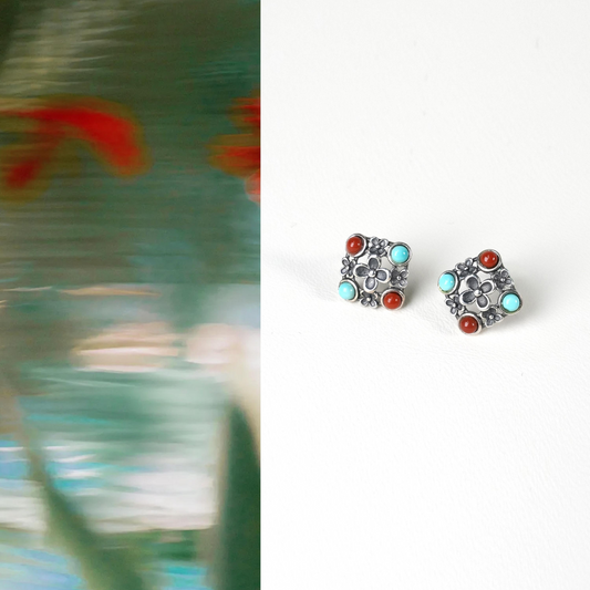 Nanhong Agate & Turquoise Floral Stud Earrings | Silver Earrings ER11
