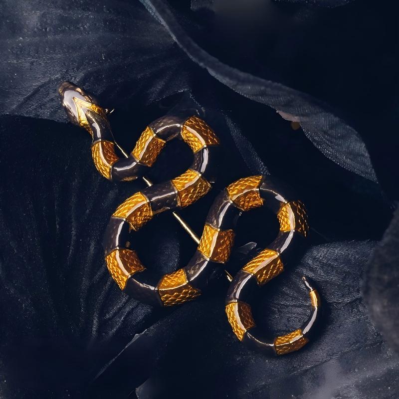 Wondrous Banded Krait Brooch | Brass Enamel Snake Pin B01