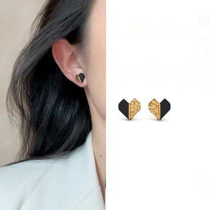 Xinxu Ceramic Heart Earrings | Heart Stud Earrings ER14