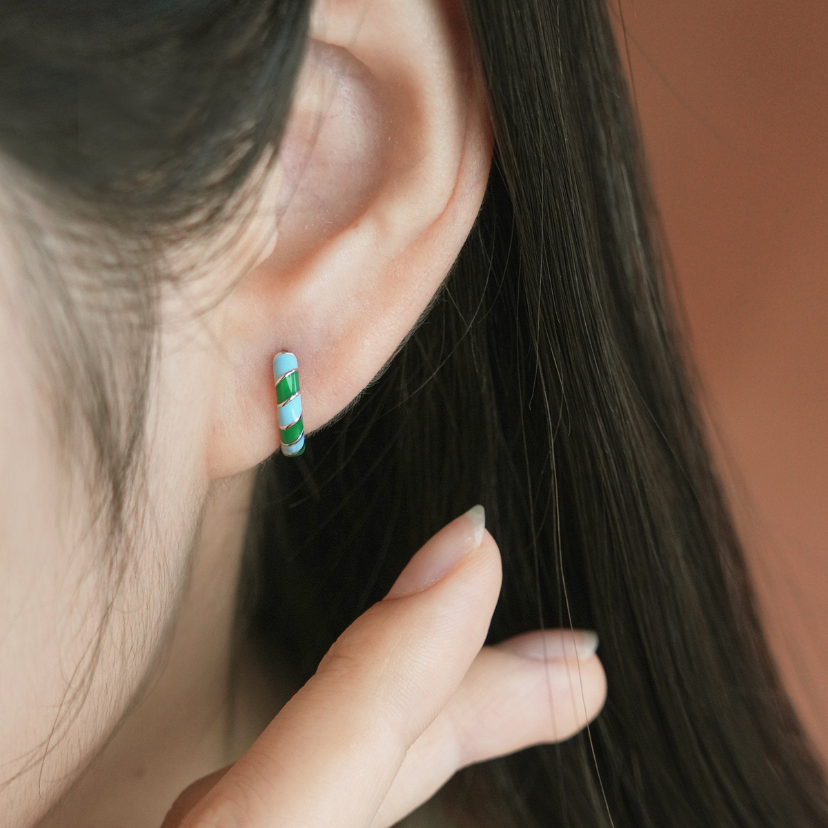 Lüshuo Enamel Hoop Earrings | Sterling Silver Earrings ER18