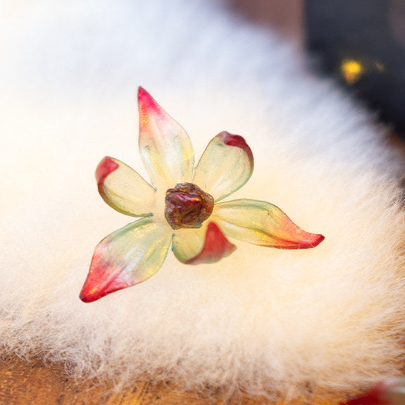 Blush | Thermochromic Leather Flower Earrings E05 iBrilliance