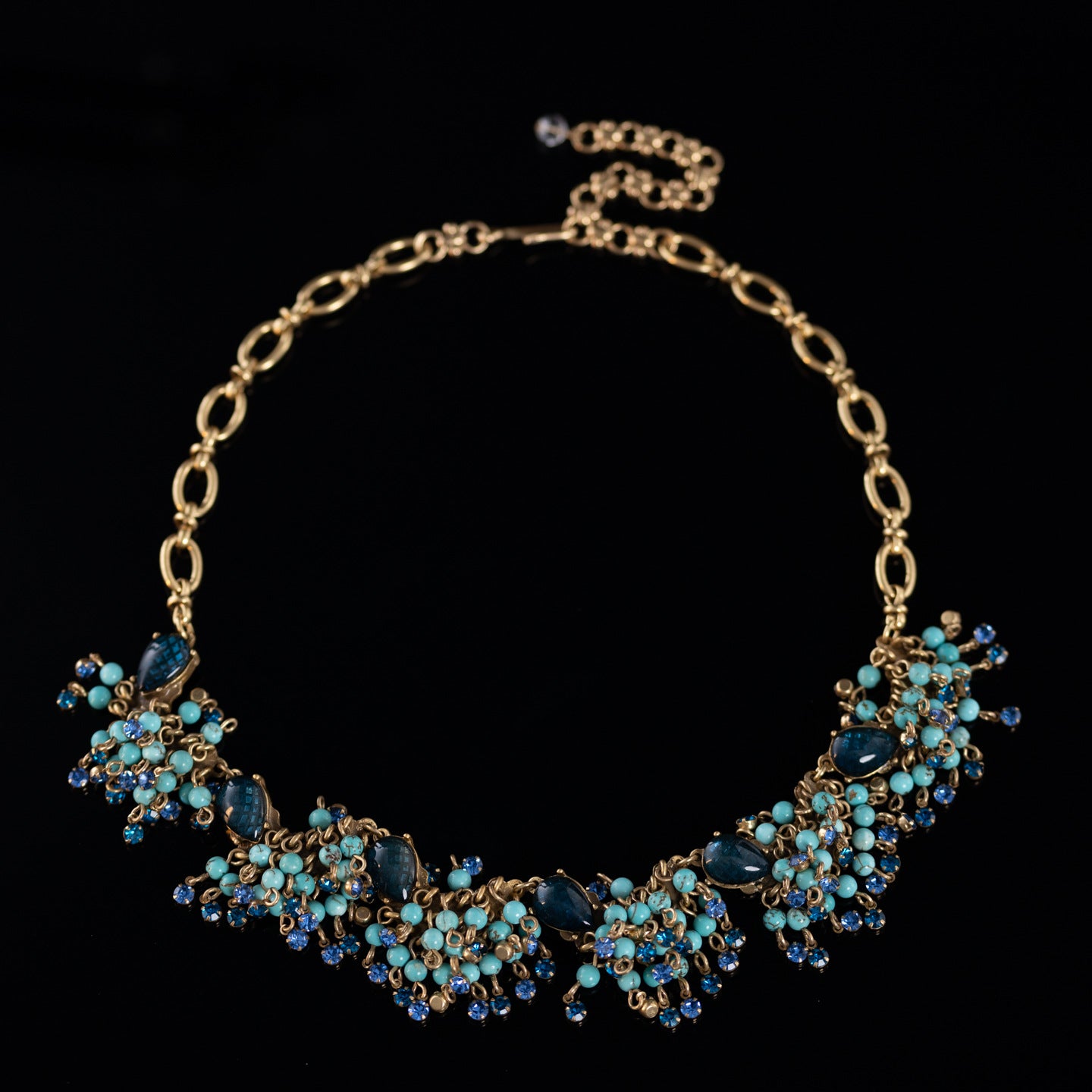 Vintage Retro Gold Atmospheric Natural Stone Round Bead Tassel Fan-shaped Necklace