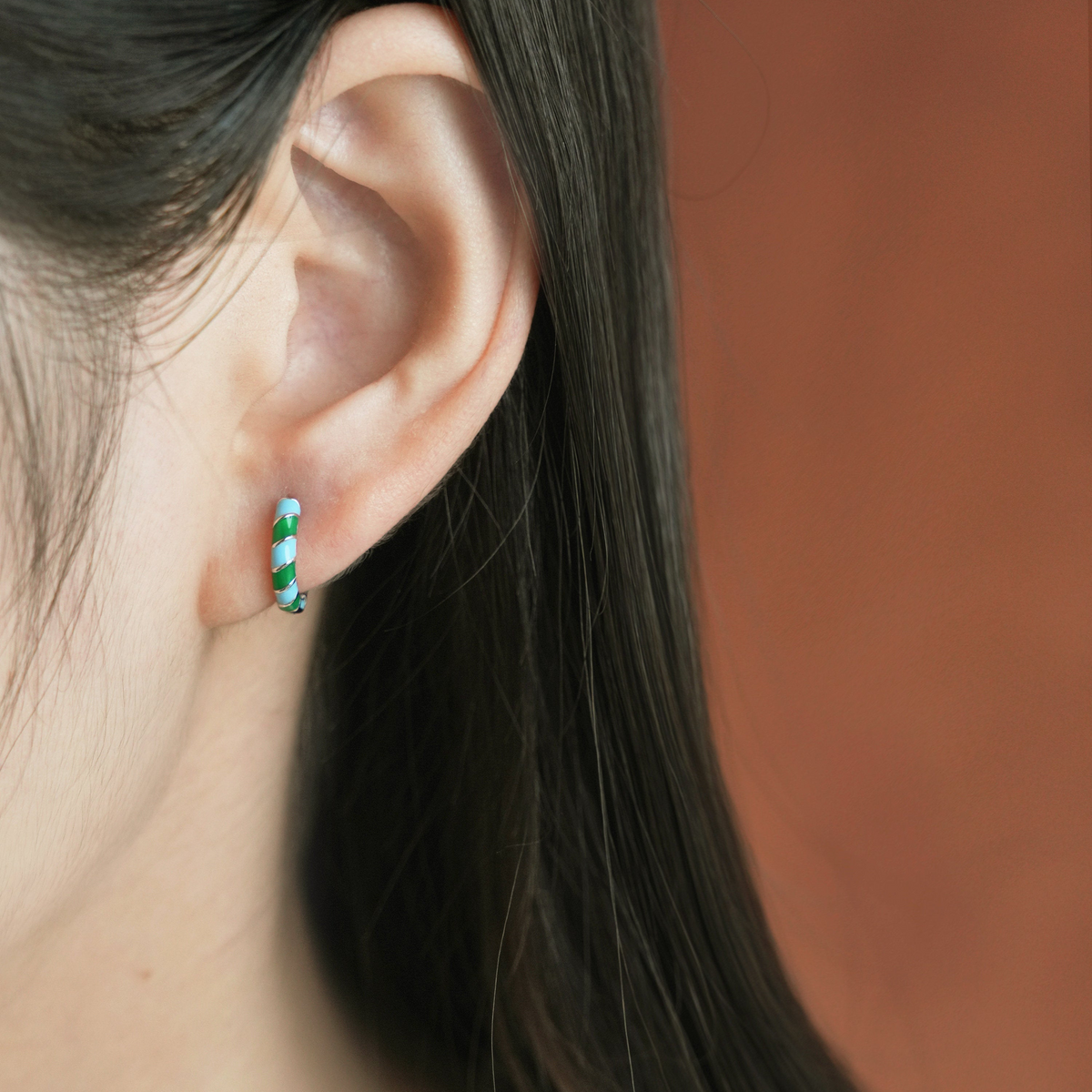 Lüshuo Enamel Hoop Earrings | Sterling Silver Earrings ER18