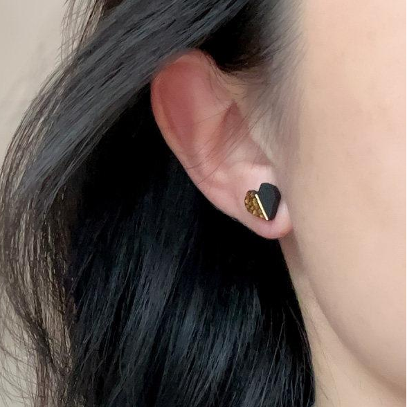 Xinxu Ceramic Heart Earrings | Heart Stud Earrings ER14