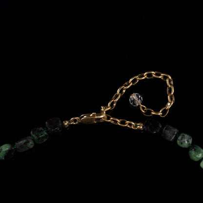 Vintage Antique Bronze Alloy Natural Green Gemstone Fragment Necklace