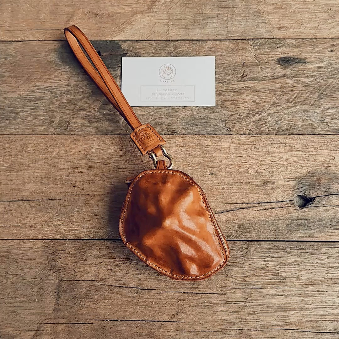 S.Leather Conch Shell Leather Pouch | Handmade Vegetable-Tanned Wristlet P02 Bag