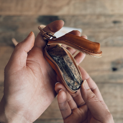 S.Leather Raw Stone Leather Key Pouch | Handmade Vegetable-Tanned Neck Bag P03