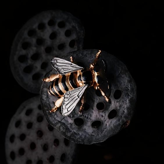 Wondrous Bee Stud Earrings | 925 Silver Enamel Artisan Earrings E01 Earring