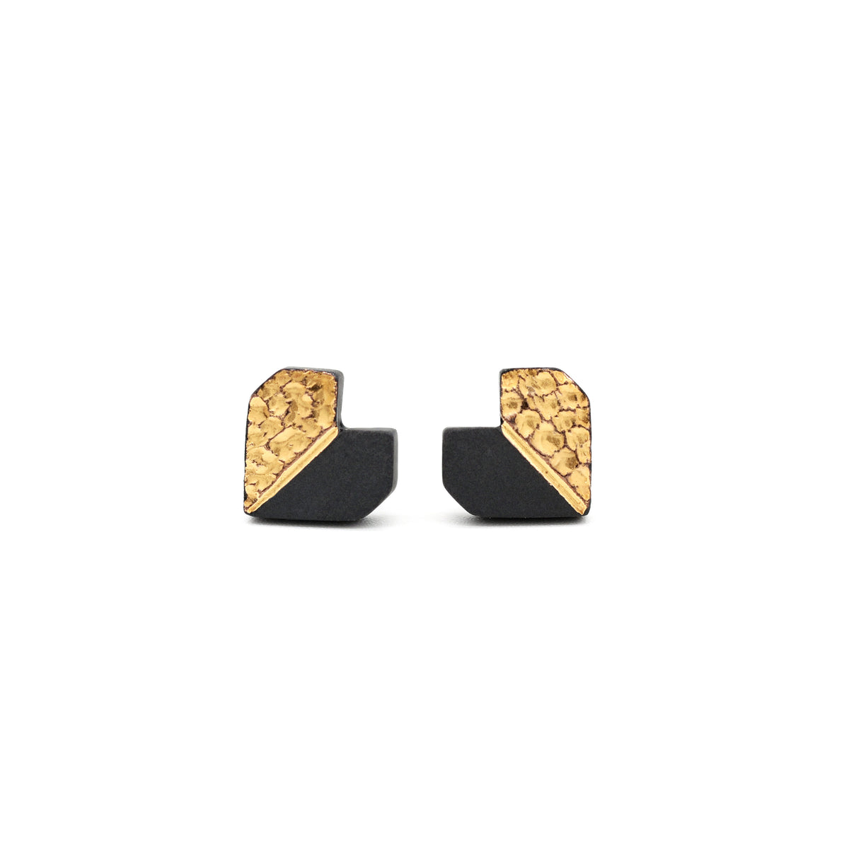 Xinxu Ceramic Heart Earrings | Heart Stud Earrings ER14