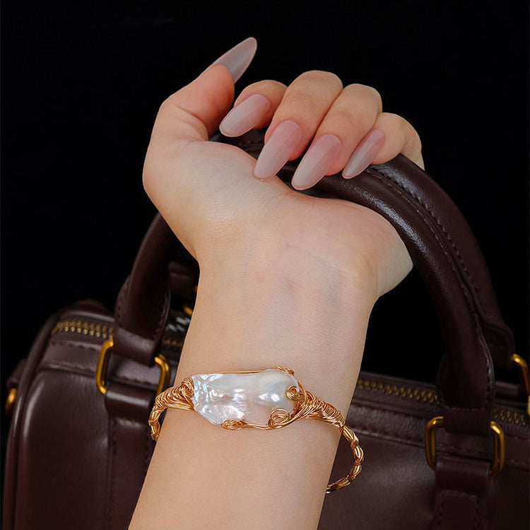 Artisan Baroque Pearl Bangle – Vintage Gold Wire Wrap | iBrilliance