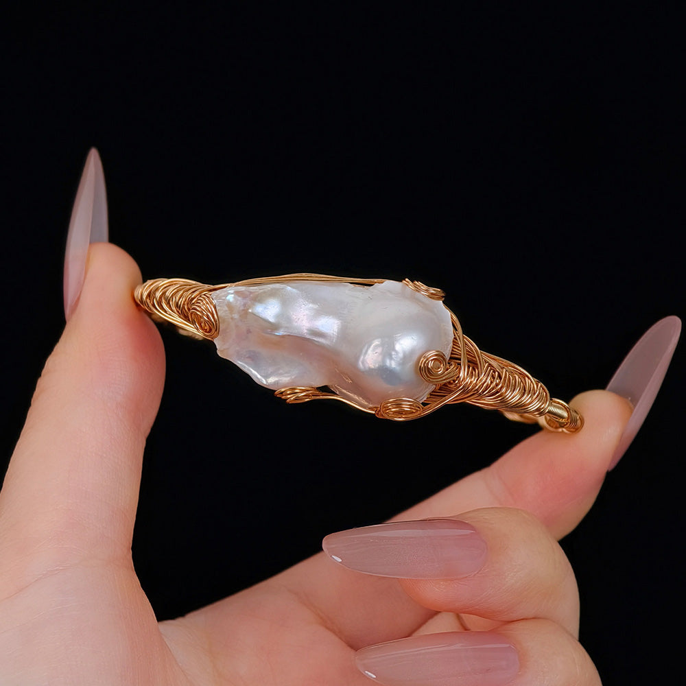 Artisan Baroque Pearl Bangle – Vintage Gold Wire Wrap | iBrilliance