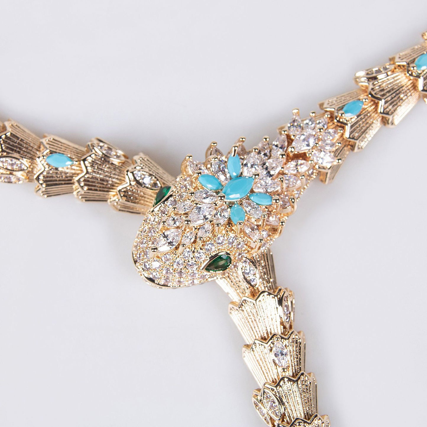 Fashionable micro-inlaid zircon snake necklace earring jewelry set banquet high-end snake necklace earrings