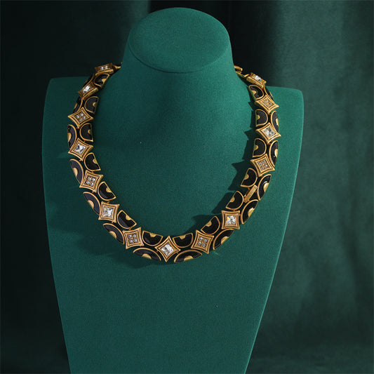 Vintage snake bone necklace with stacked style personality trend enamel black inlaid zircon necklace for women high-end