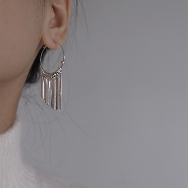 Beveled tassel hoop earrings all-over minimalist niche designer earrings