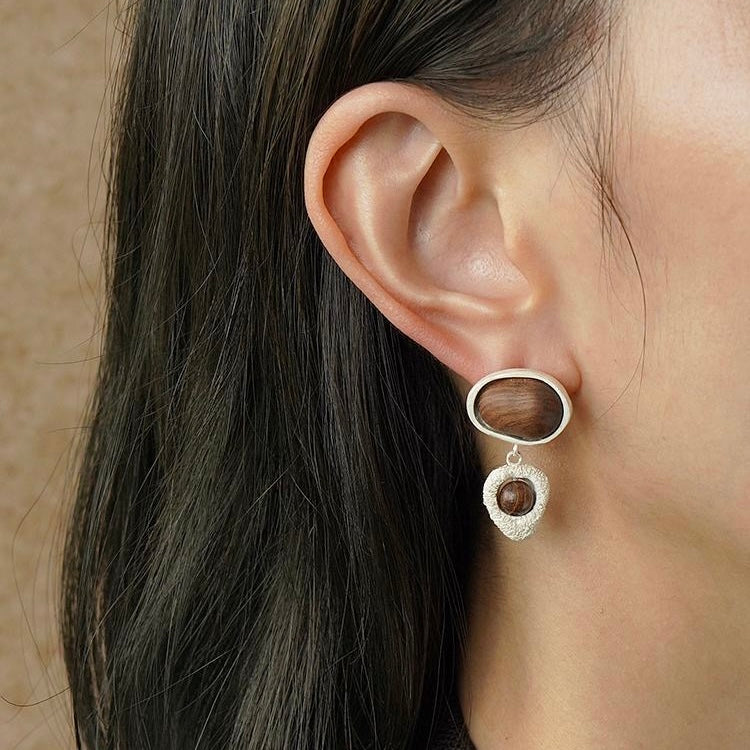 Asymmetrical stone earrings Original niche designer texture earrings - one pair of black and one pair of black original design
