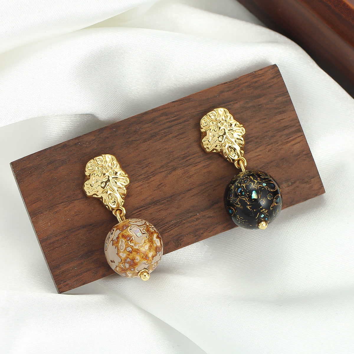 Intangible cultural heritage large lacquer beads new Chinese style earrings asymmetrical simple retro 925 silver needle niche design high-end earrings