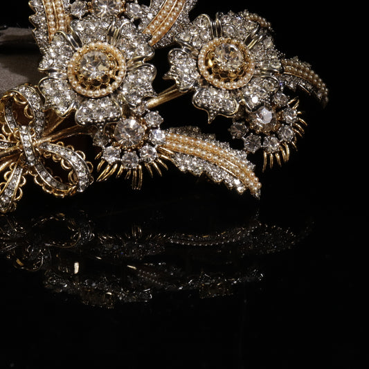 New heavy-duty diamond-studded flower brooch, fashionable and retro Begonia flower pin, coat, jacket, dual-purpose accessories gift