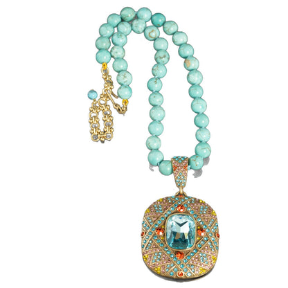 Vintage Fashion Temperament Retro Gold Distressed Turquoise Inlaid Zircon Necklace
